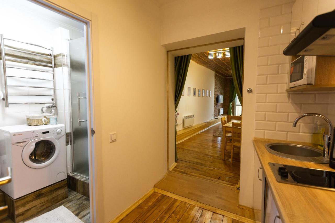 Peaceful Studio On Rynok Square Lvov Exteriér fotografie