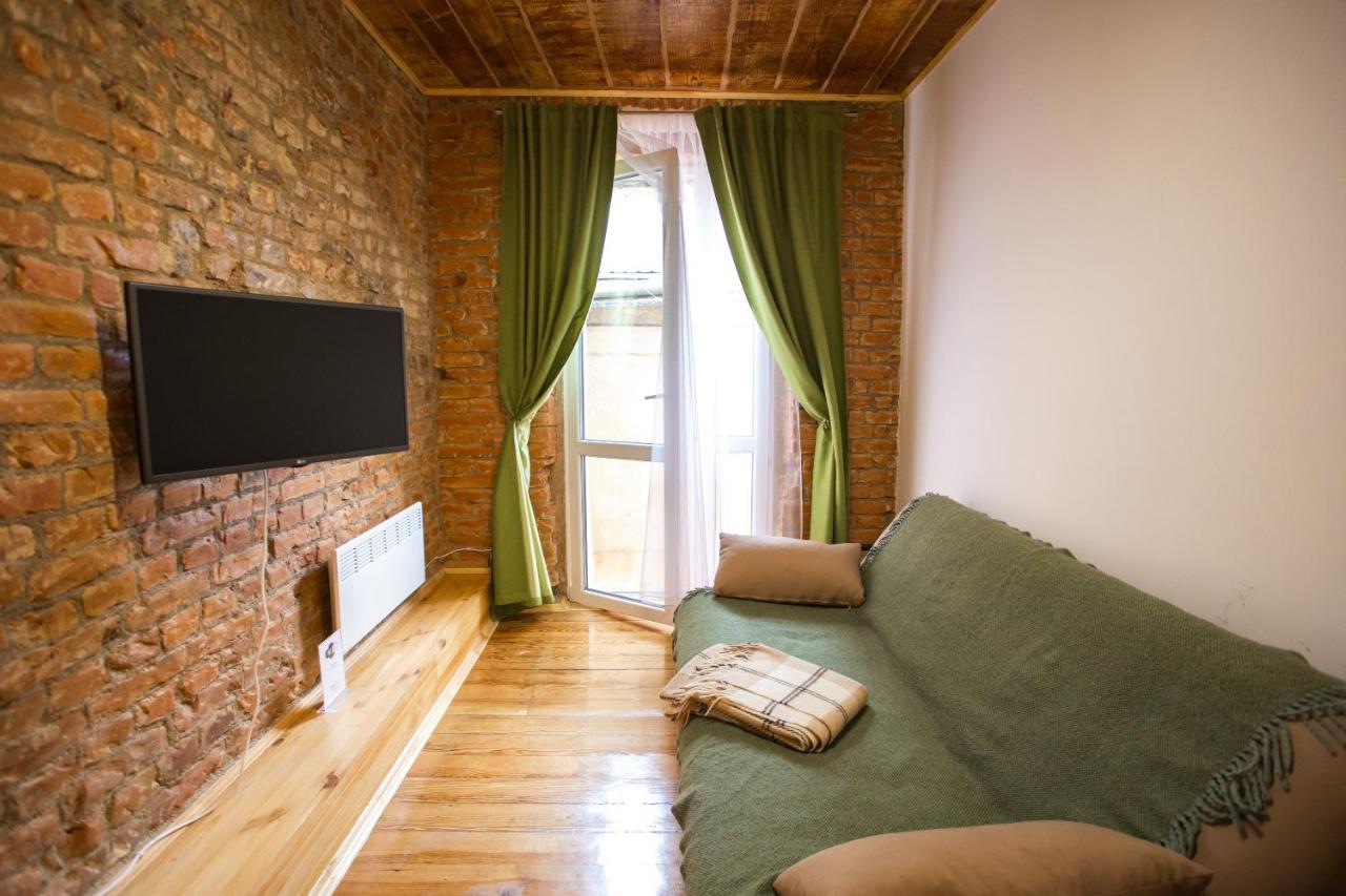Peaceful Studio On Rynok Square Lvov Exteriér fotografie